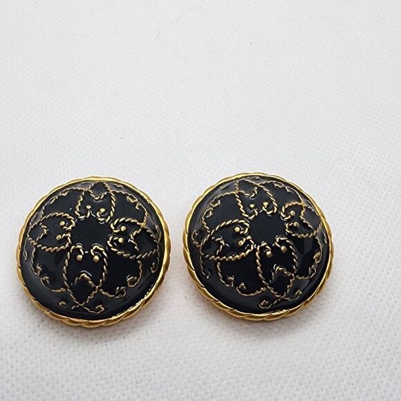 Vintage Foree Black & Gold Clip-On Earrings - Picture 3 of 5
